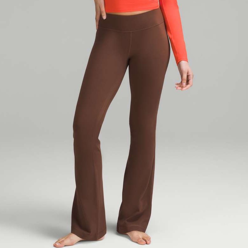 Lululemon Align Low-Rise Flared Pant 32.5" in Java - 4 Tall Girl Friendly🤎